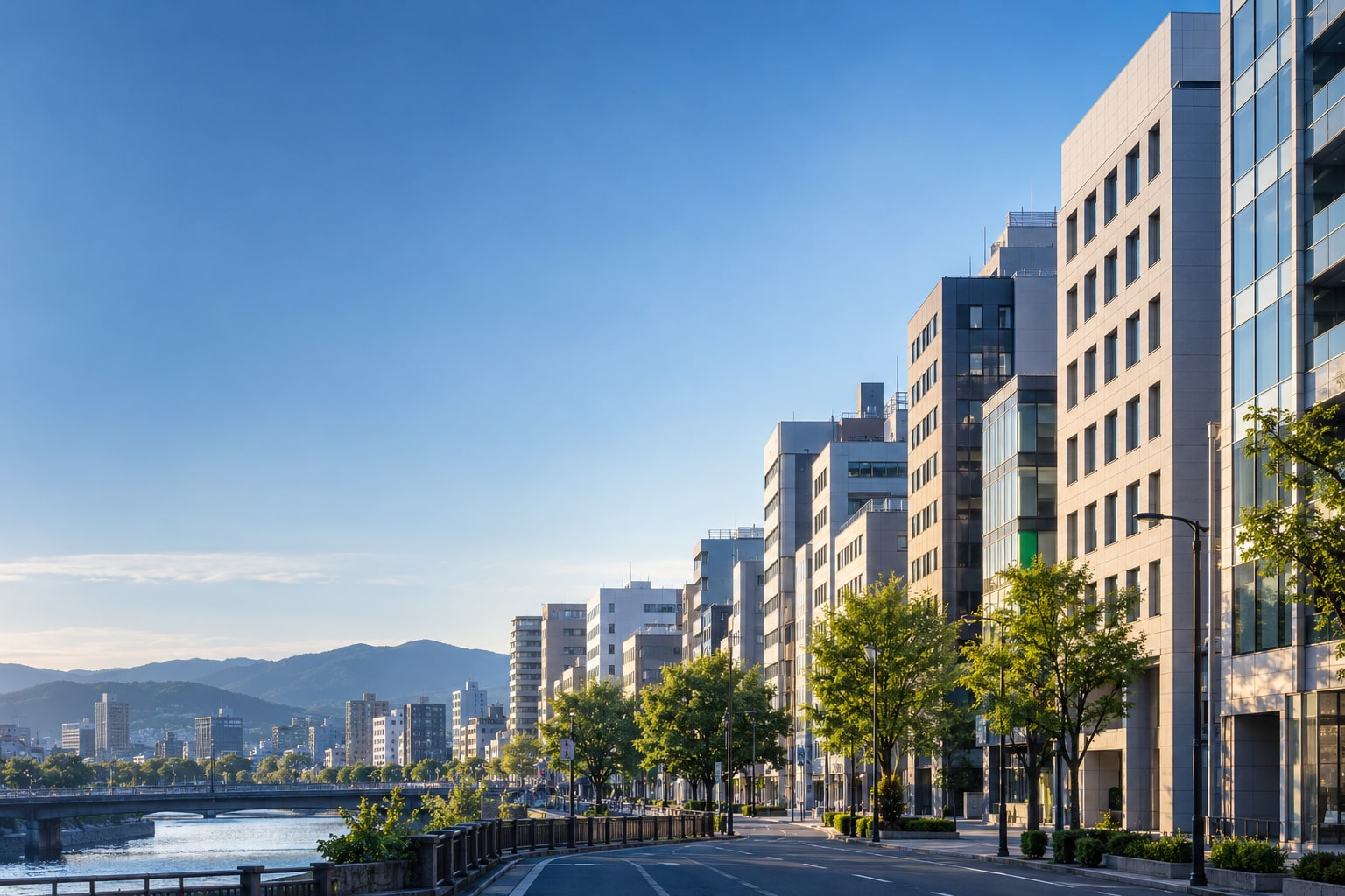 日本の地方都市の街並みと川沿いをイメージした風景